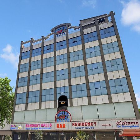 Super Townhouse Oak Lb Nagar Ramoji Hotel Hyderabad Bagian luar foto