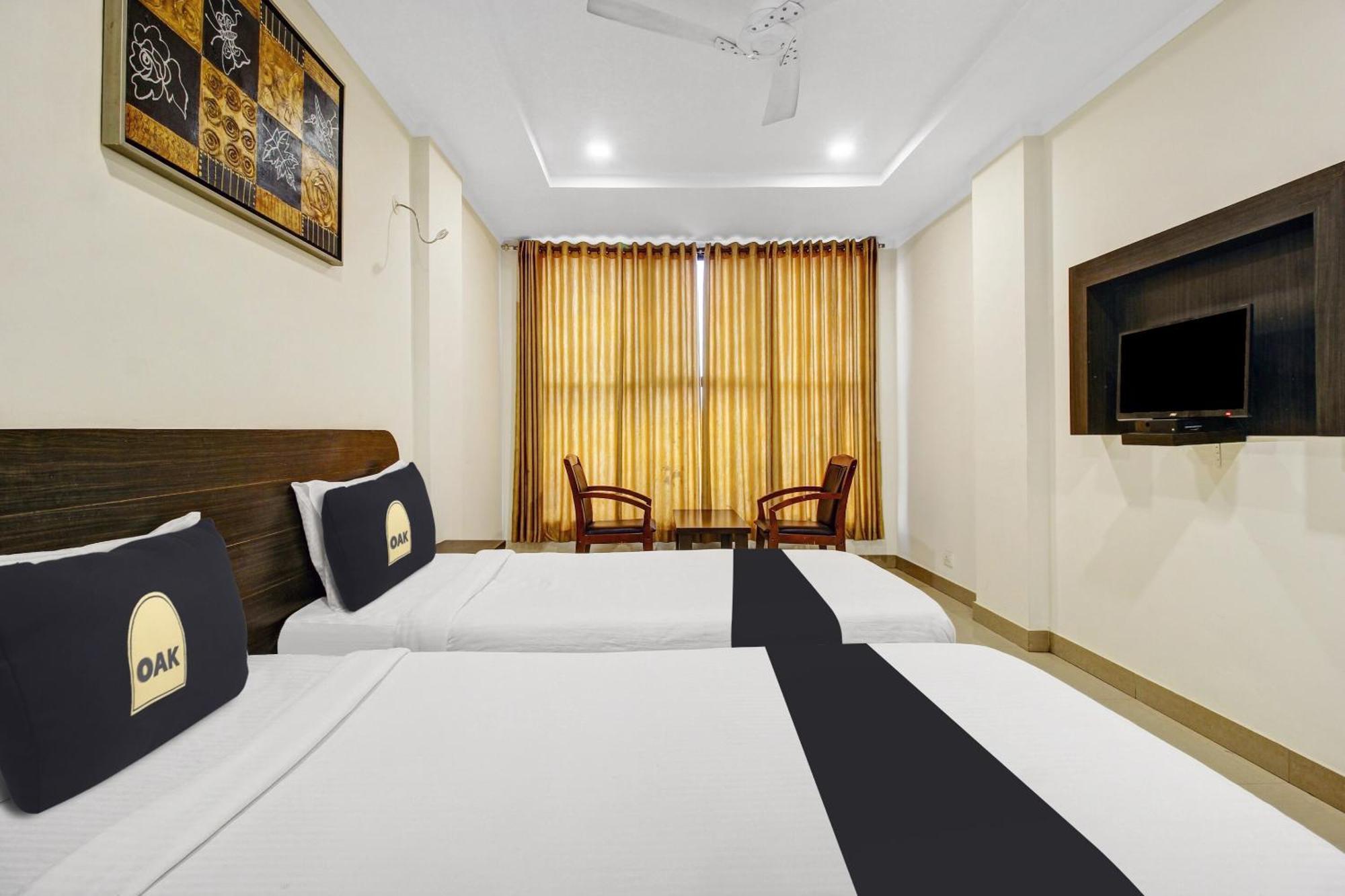 Super Townhouse Oak Lb Nagar Ramoji Hotel Hyderabad Bagian luar foto